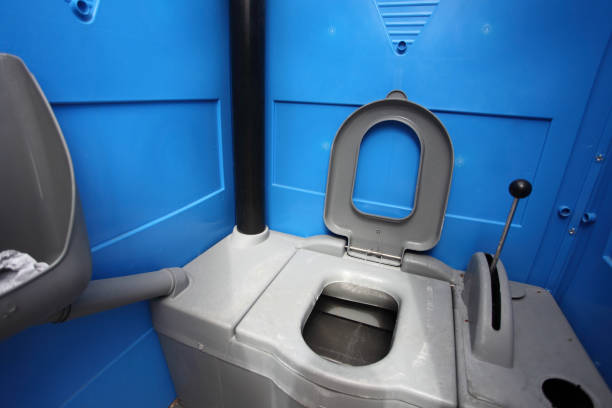 Best Porta potty delivery and setup  in Finneytown, OH