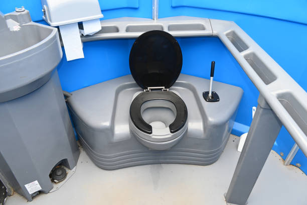 Best Portable toilet rental cost  in Finneytown, OH