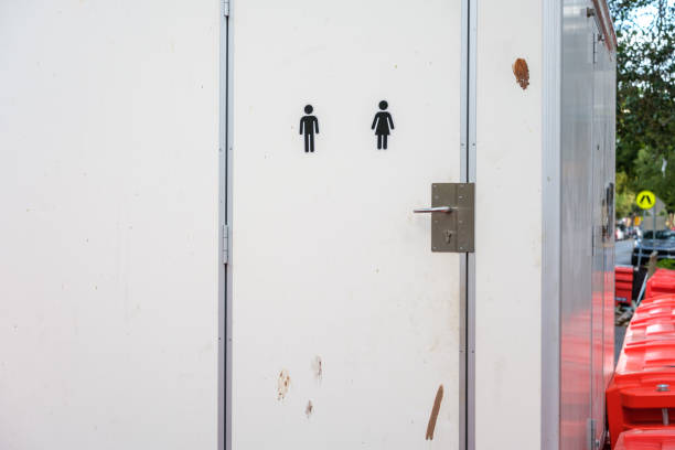 Best Porta potty rental near me  in Finneytown, OH