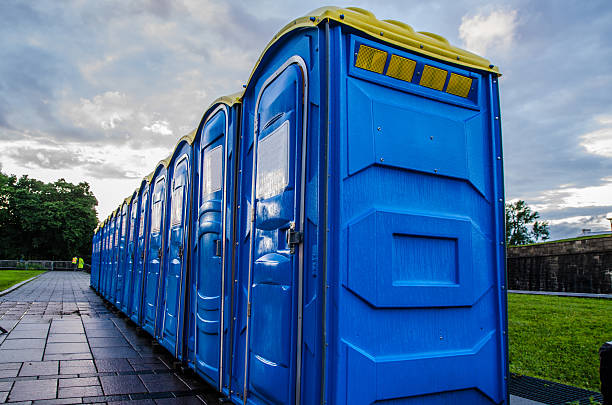 Best Porta potty delivery and setup  in Finneytown, OH